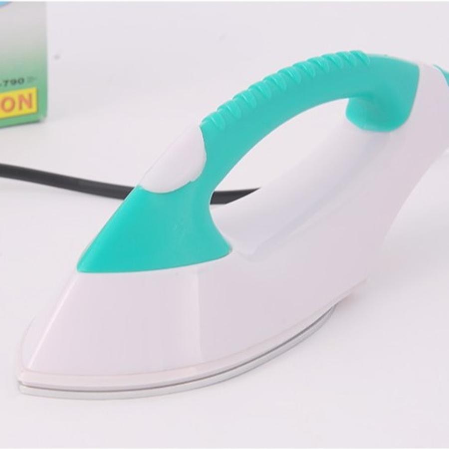 Fer à repasser électrique mini - Mini Electric Sewing Machine Handheld avis et prix